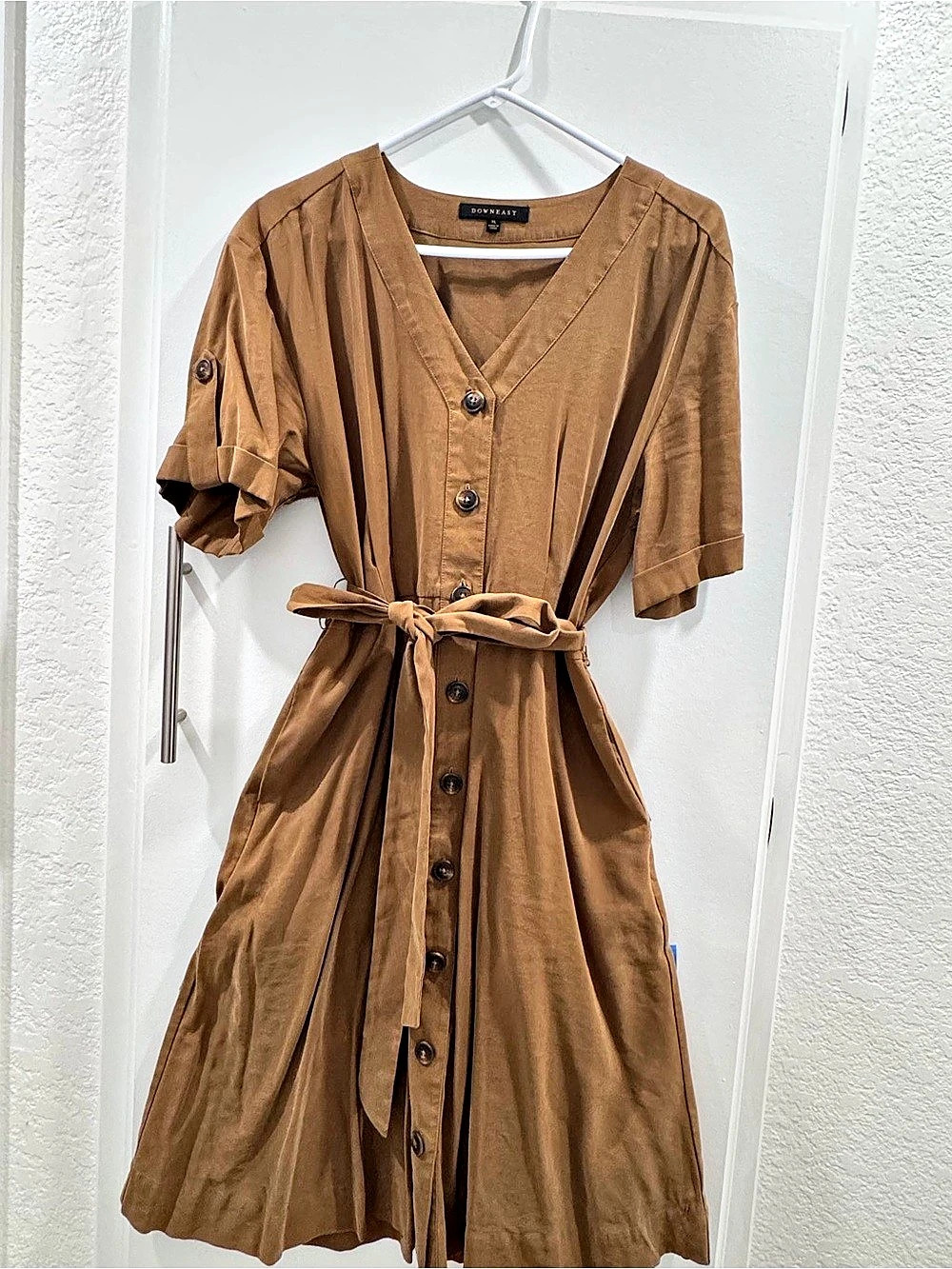 Downeast Camel Brown Button-Front Midi Dress with Tie Waist - XL